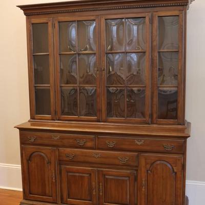 Pennsylvania House Furniture Solid Wood Hutch Cabinet