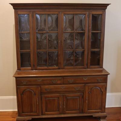 Pennsylvania House Furniture Solid Wood Hutch Cabinet