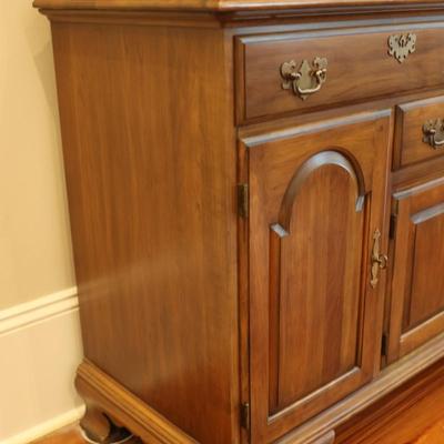 Pennsylvania House Furniture Solid Wood Hutch Cabinet