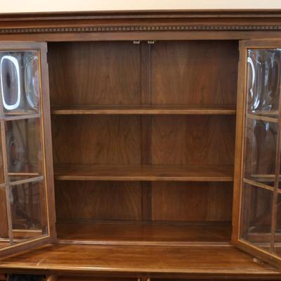 Pennsylvania House Furniture Solid Wood Hutch Cabinet