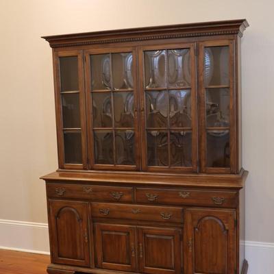 Pennsylvania House Furniture Solid Wood Hutch Cabinet