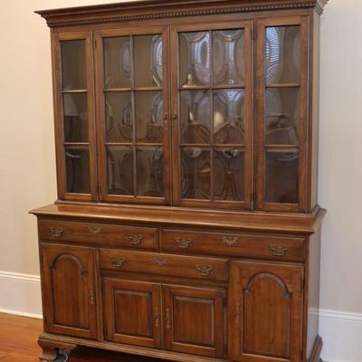 Pennsylvania House Furniture Solid Wood Hutch Cabinet