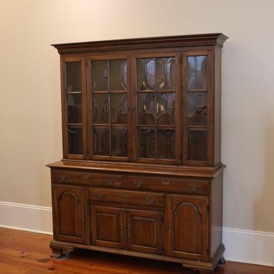 Pennsylvania House Furniture Solid Wood Hutch Cabinet