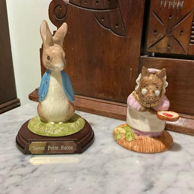 UD779 Beatrix Potter "Sweet Peter Rabbit" With Stand & "The Pig Had A Bit Of Meat"