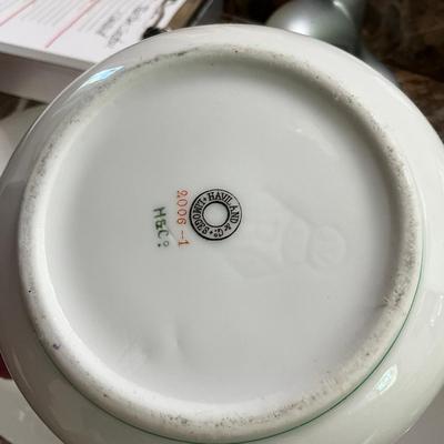 MB786 Set of Haviland Limoges Porcelain China Set