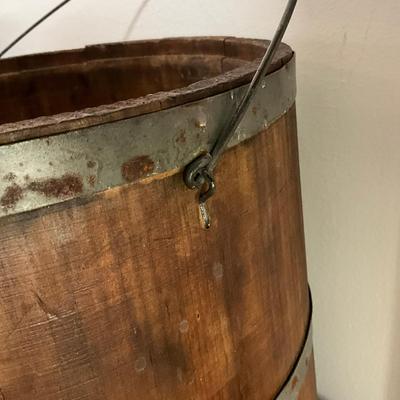 D792 Antique Wooden Bucket With Swing Handle