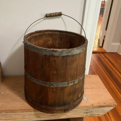 D792 Antique Wooden Bucket With Swing Handle