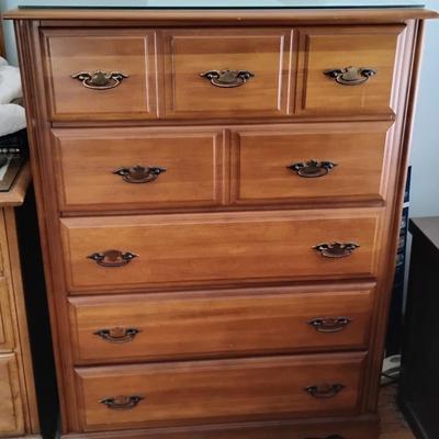 Sumter Cabinet Co. 5 Drawer Dresser