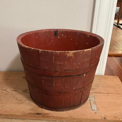D795 Antique Original Red Paint Firkin Bucket