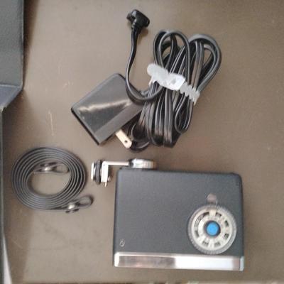 Vintage Camera w/plenty extras