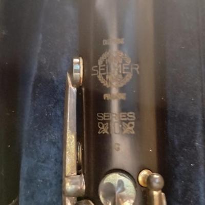 Selmer Series 10G Clarinet w/case