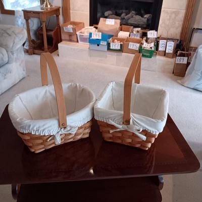 3 TIER SIDE TABLE WITH 2 LINED BASKETS