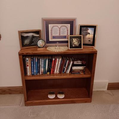 WOODEN BOOKSHELF WITH BOOKS AND DECOR