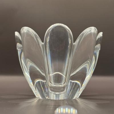 LOT 4D: Vintage Orrefors Crystal Bowls & Vase