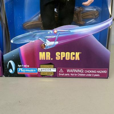 LOT 12P: Vintage Star Trek 12 Inch Captain Kirk Model Kit & Playmates Toys Action Figures
