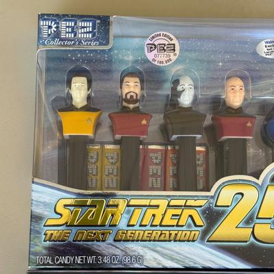 LOT 13P: Star Trek Deep Space Nine Watch in Tin, Hat, Pez & More