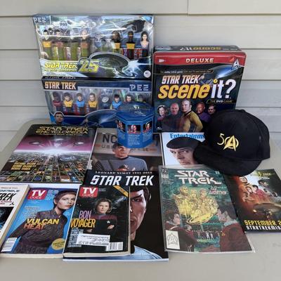 LOT 13P: Star Trek Deep Space Nine Watch in Tin, Hat, Pez & More