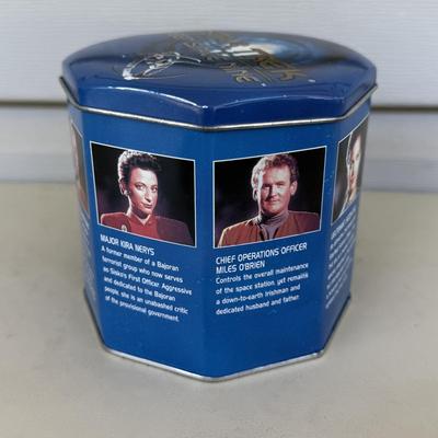 LOT 13P: Star Trek Deep Space Nine Watch in Tin, Hat, Pez & More