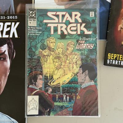 LOT 13P: Star Trek Deep Space Nine Watch in Tin, Hat, Pez & More