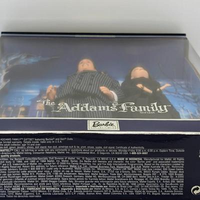 LOT 24P: NRFB Mattel Barbie Collectibles, The Addams Family Gift Set, 2000 ID # 27276, Cara Mia!