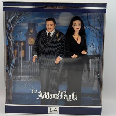 LOT 24P: NRFB Mattel Barbie Collectibles, The Addams Family Gift Set, 2000 ID # 27276, Cara Mia!