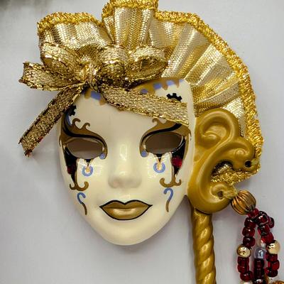 LOT 26P: NRFB Mattel Barbie Collector Edition, Venetian Opulence, 1999 ID # 24501, Breathtakingly Beautiful!