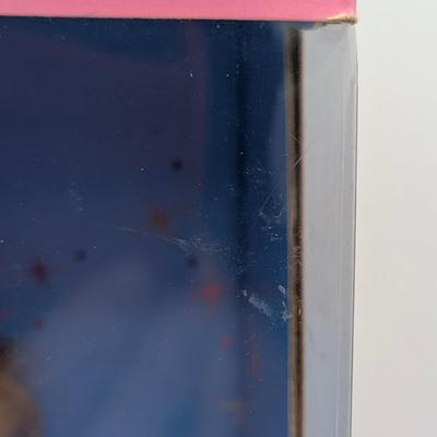LOT 27P: NRFB Mattell Barbie Collectible, I Dream of Jeannie 2000 ID # 29913, Make Your Wishes Come True!