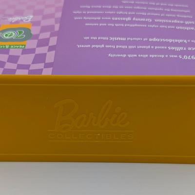 LOT 28P: NRFB Mattel Barbie Collectibles, Peace & Love 70's, 2000 ID #27677, Can You Dig It?