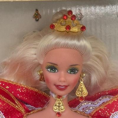 LOT 82P: NRFB Mattel Barbie Dolls Happy Holidays Barbies 17832
