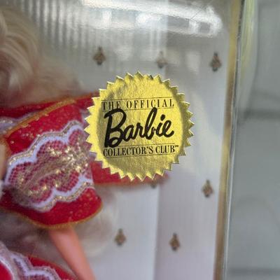 LOT 82P: NRFB Mattel Barbie Dolls Happy Holidays Barbies 17832