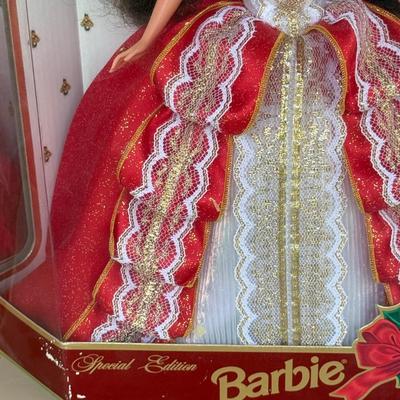 LOT 82P: NRFB Mattel Barbie Dolls Happy Holidays Barbies 17832