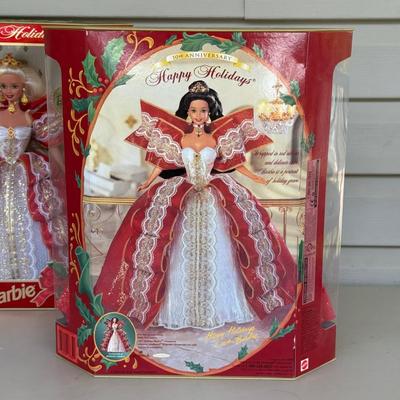 LOT 82P: NRFB Mattel Barbie Dolls Happy Holidays Barbies 17832