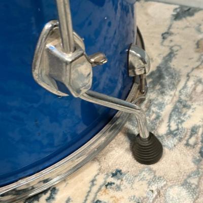 LOT 83B: Verve Percussion 4 Piece Drum Set w/ Music Stand, Chair & More!