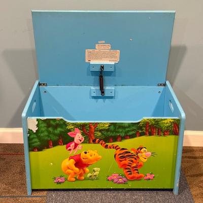 LOT 84B: Winnie the Pooh Toy Box, Plush Lamp & Beary Poppins Teddy Bear