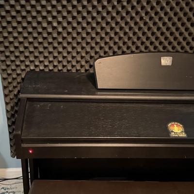 LOT 92B: Benjamin Adams DP400 Digital Piano