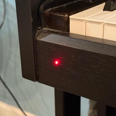 LOT 92B: Benjamin Adams DP400 Digital Piano