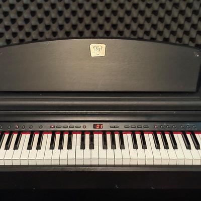 LOT 92B: Benjamin Adams DP400 Digital Piano
