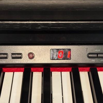 LOT 92B: Benjamin Adams DP400 Digital Piano