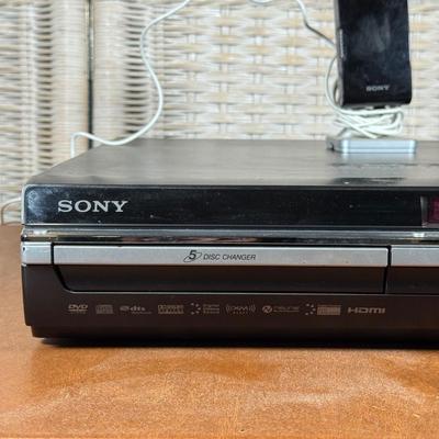 LOT 93B: Sony DVD Home Theater System DAV-HDX501W