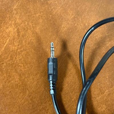 LOT 95B: Hamilton Buhl SC-7V SchoolMate Deluxe Headphones, Hamilton Buhl JBP-8SV 8-Position Stereo/Mono Jackbox & Lakeshore Learning...