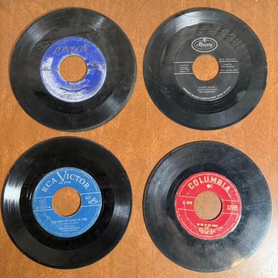 LOT 99B: Large CD & 45 Records - Korn, 50 Cent, Nirvana & More!