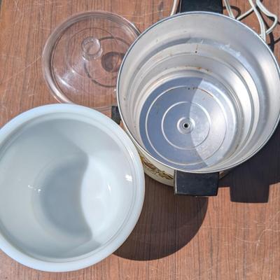 LOT 106G: Vintage La Cuisine Sim R Pot With Removable Crock Model: E53730, Untested, Bella Quesadilla Maker Model: GH-188, Untested &...