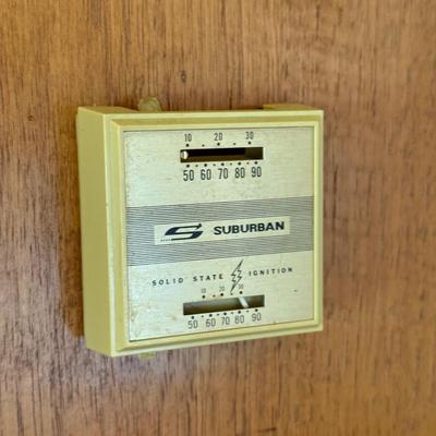 LOT 153: 1986 Airstream Excella 32ft Trailer - PLEASE READ DESCRIPTION