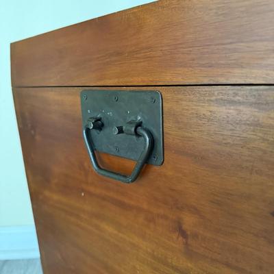 LOT 155U: Beautiful Vintage Wooden Trunk/Chest