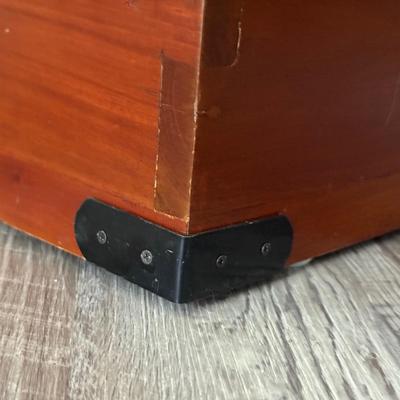 LOT 155U: Beautiful Vintage Wooden Trunk/Chest