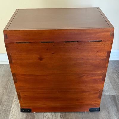 LOT 155U: Beautiful Vintage Wooden Trunk/Chest