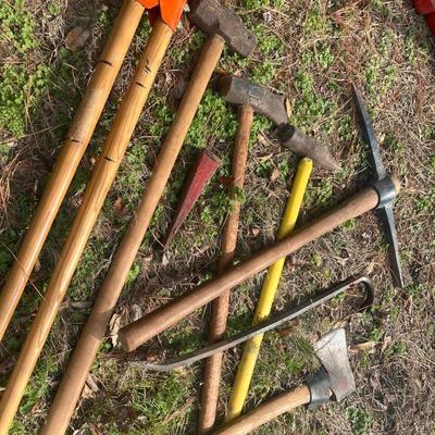 Misc Tools: Axe/Sledge Hammers