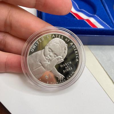Mint 1990 Prestige Set, Silver Liberty Dollars (ST-SS)