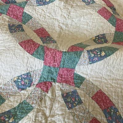 Wedding Ring Stitched Quilt, full size