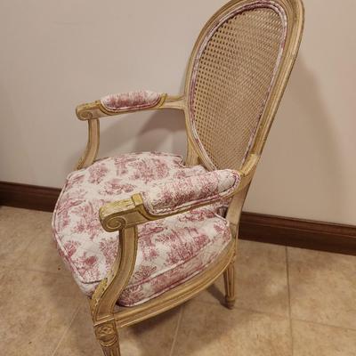 French Louis XVI Ivory Painted Oval Back Arm Chair